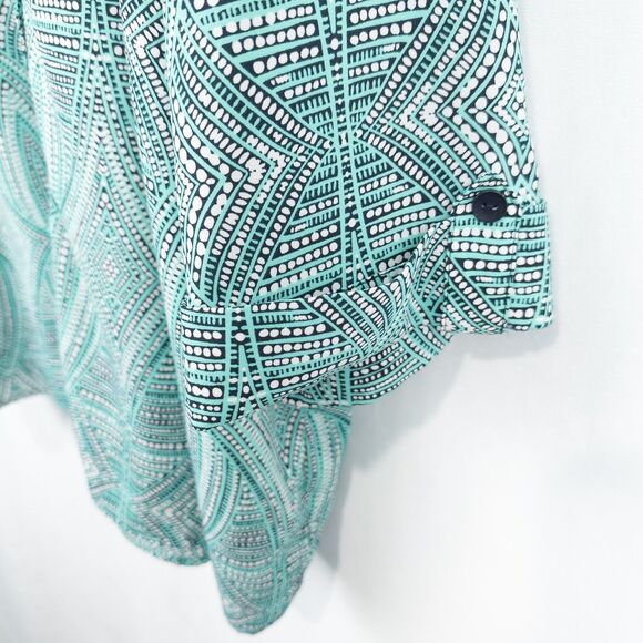 Catherines Button Front Top 3/4 Roll Tab Sleeve Womens 3X Aqua Green Geo Print - Picture 11 of 16